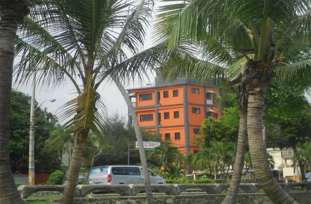 Hotel Malecon Santo Domingo Este